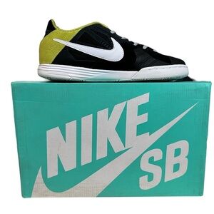 NIKE SB LUNAR GATO women size 7